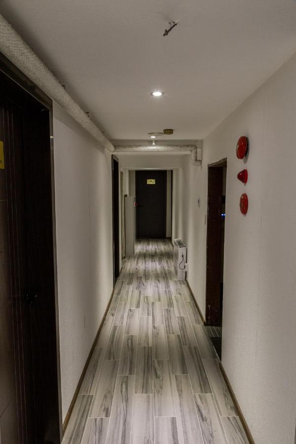 Powder Temple Hotel Hakuba Bagian luar foto